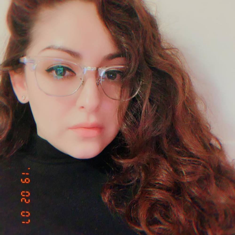Meet your Posher, Christina